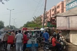 violation-of-corona-protocol-in-sultanpuri-outer-delhi