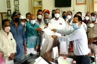 Congress protest in Jhalawar,  Memorandum to Jhalawar Collector