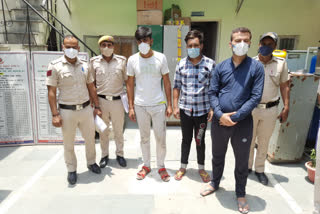south delhi cyber cell arrested three accused