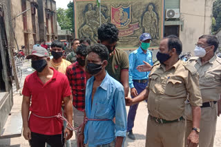 robbery attempt at malda, 5 arrested