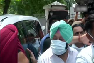 Punjab Congress feud: Amrinder Singh meets party panel in Delhi