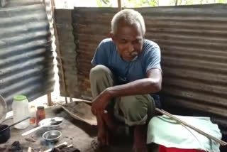 old-man-living-alone-with-poverty-in-amguri