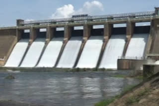 tamilnadu opens vaiga dam  mullaperiyar  tamilnadugovt  മുല്ലപ്പെരിയാർ ജലനിരപ്പ് 130.5 അടി; വൈഗ അണക്കെട്ട് തുറന്ന് തമിഴ്‌നാട്  മുല്ലപ്പെരിയാർ  വൈഗ അണക്കെട്ട്