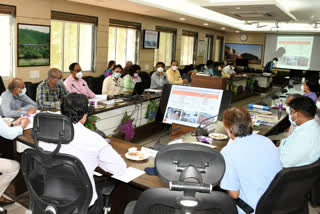 The central team held a meeting at the Collector's office in ratnagiri