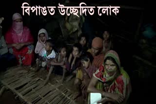 আশ্ৰয়স্থলৰ সন্ধানত লংকাৰ উচ্ছেদিত লোক