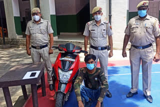 north delhi police arrested a thief