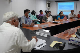 Rajendra Pal Gautam meeting with officers