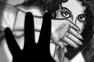 चिकित्सक पर दुष्कर्म का आरोप, doctor accused of rape