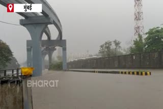 Water flooded the streets of Mumbai