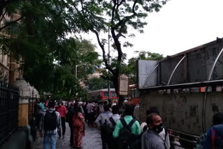 Crowd of passengers outside the CSMT station