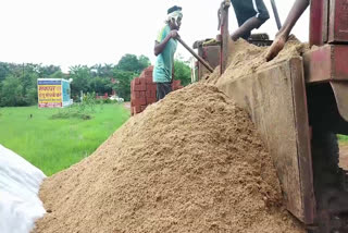 sand-price-increased-in-dhamtari