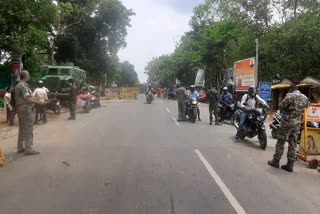 covid-19 vaccine on violation of traffic rules in Khunti