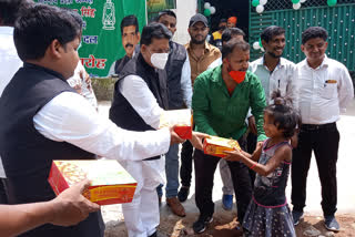 rjd celebrates lalu prasad's birthday in ranchi