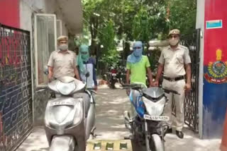 raghuveer nagar police arrested two criminals delhi