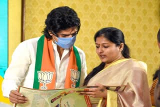 Summon for actor and bjp cadre gayathri raguram