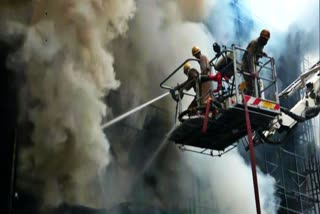 Fire breaks out at a clothing showroom in Central Market of Lajpat Nagar
