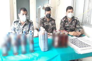 Illegal liquor mini factory busted in Giridih