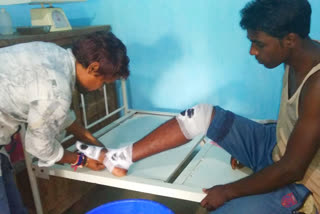 Ward boy treating patients in health center of Jashpur
