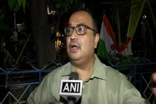 'Teach Your Father First': TMC's Kunal Ghosh slams Suvendu over anti-defection law comment  'Teach Your Father First  TMC's Kunal Ghosh slams Suvendu over anti-defection law comment  TMC's Kunal Ghosh  Suvendu  anti-defection law  സിസിര്‍ അധികാരിയെ കൂറുമാറ്റ നിയമം പഠിപ്പിക്കണമെന്ന് സുവേന്ദു അധികാരിയോട് കുനാല്‍ഘോഷ്  സിസിര്‍ അധികാരി  സുവേന്ദു അധികാരി  കുനാല്‍ഘോഷ്