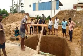 DIGGING IN FARMLANDS FOR GODDESS IDOLS BY WOMEN PRIDICTION