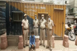 North delhi police arrested snatcher during-patrolling