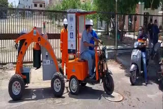 Vadodara gets robotic scavenging machine to clean sewers