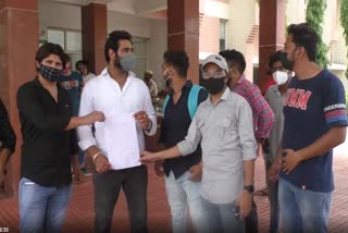 deenbandhu-chhotu-ram-university-students-protest-against-fee-hike-insonipat