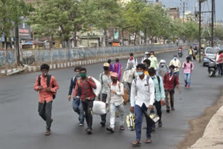 نقل مکانی کرنے والے مزدوروں کی دوبارہ حیدرآباد واپسی