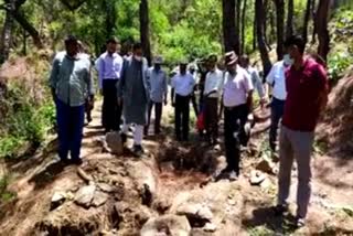 himachal-assembly-speaker-vipin-singh-parmar-inspected-the-construction-work-of-kuhal-kuthul