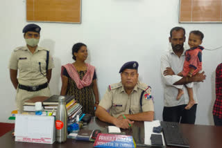 RPF Rescue Woman had come to commit suicide with child in hazaribag