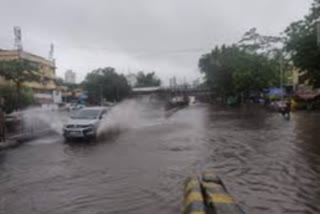 raining continuously since morning in Mumbai today