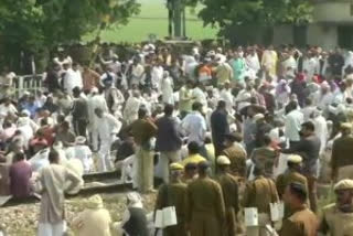Farmer commits suicide at protest site in Haryana
