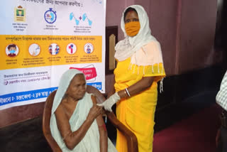 Vaccination at doorstep for senior citizen starts in Chandrakona