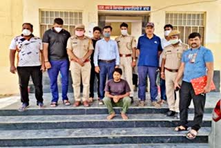 महाराष्ट्र की महिला से ठगी  भरतपुर में ठगी  महाराष्ट्र पुलिस  कैथवाडा थानाधिकारी रामनरेश मीणा  fraud in bharatpur  Maharashtra Police  Kaithawada Police Officer Ramnaresh Meena  Maharashtra woman cheated  online wine delivery