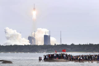 first crewed mission for space station construction  China successfully launches first crewed mission  mission for space station construction  China successfully launches first crewed mission  China first crewed mission  ചൈന  ഷെൻ‌ഷോ -12  ലോങ് മാർച്ച് -2  ടിയാൻഹെ