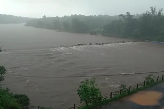 jagbudi river crosses the danger level in ratnagiri
