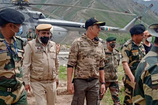 Akshay Kumar visits Bandipora