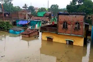 asansol railpar area waterlogged after continuous rain