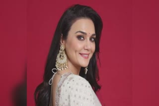 Preity Zinta એ કરી લદ્દાખમાં શૂટિંગની યાદગાર વાત! 'લક્ષ્ય' ફિલ્મના 17 વર્ષ પૂર્ણ થતાં વીડિયો શેર કર્યો