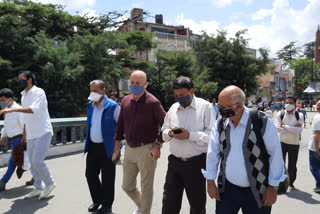 anupam kher walk with friends