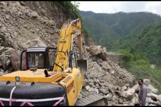 Pithoragarh Highway closed for last 72 hours