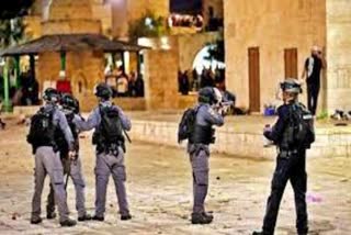 फिलिस्तीनियों की इजराइल पुलिस से झड़प