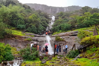 लोणावळ्यात गर्दी