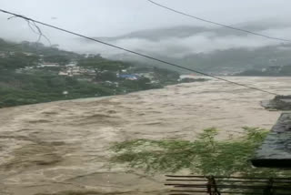 river water entered the houses