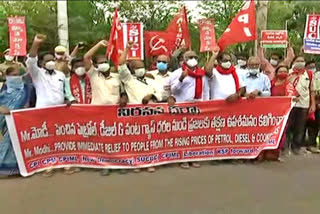 left-parties-protests-over-petrol-prices-at-basheerbagh