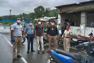 Antigen test of drivers on old Mumbai-Pune highway