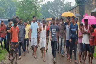villagers-caught-thief-red-handed-in-dhanbad
