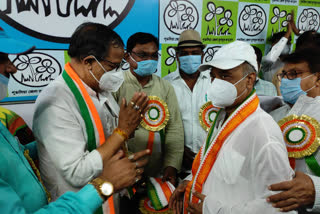 BJP and Congress members join TMC in purulia