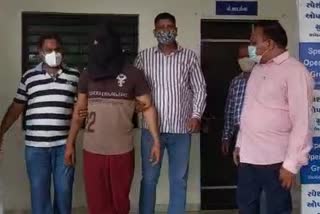 ATS busts illegal VoIP center in Vadodara; one arrested