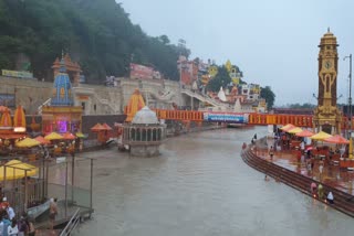Uttarakhand: Devotees take holy dip at Har Ki Pauri Ghat, Haridwar on Ganga Dussehra